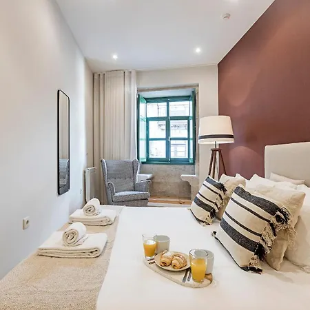 Brand New 4Br W/ 200Yrs Of History In Central Porto By Lovelystay Exterior photo