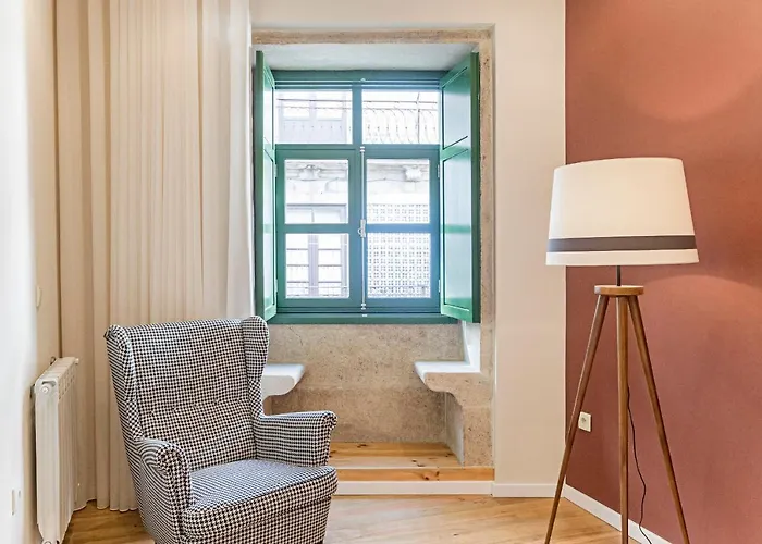 Brand New 4Br W/ 200Yrs Of History In Central Porto By Lovelystay