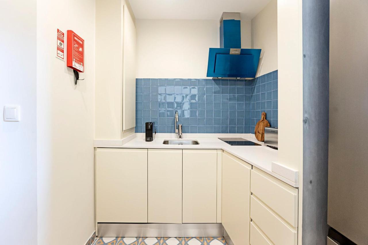 Apartment Brand New 4br W/ 200yrs Of History In By Lovelystay *